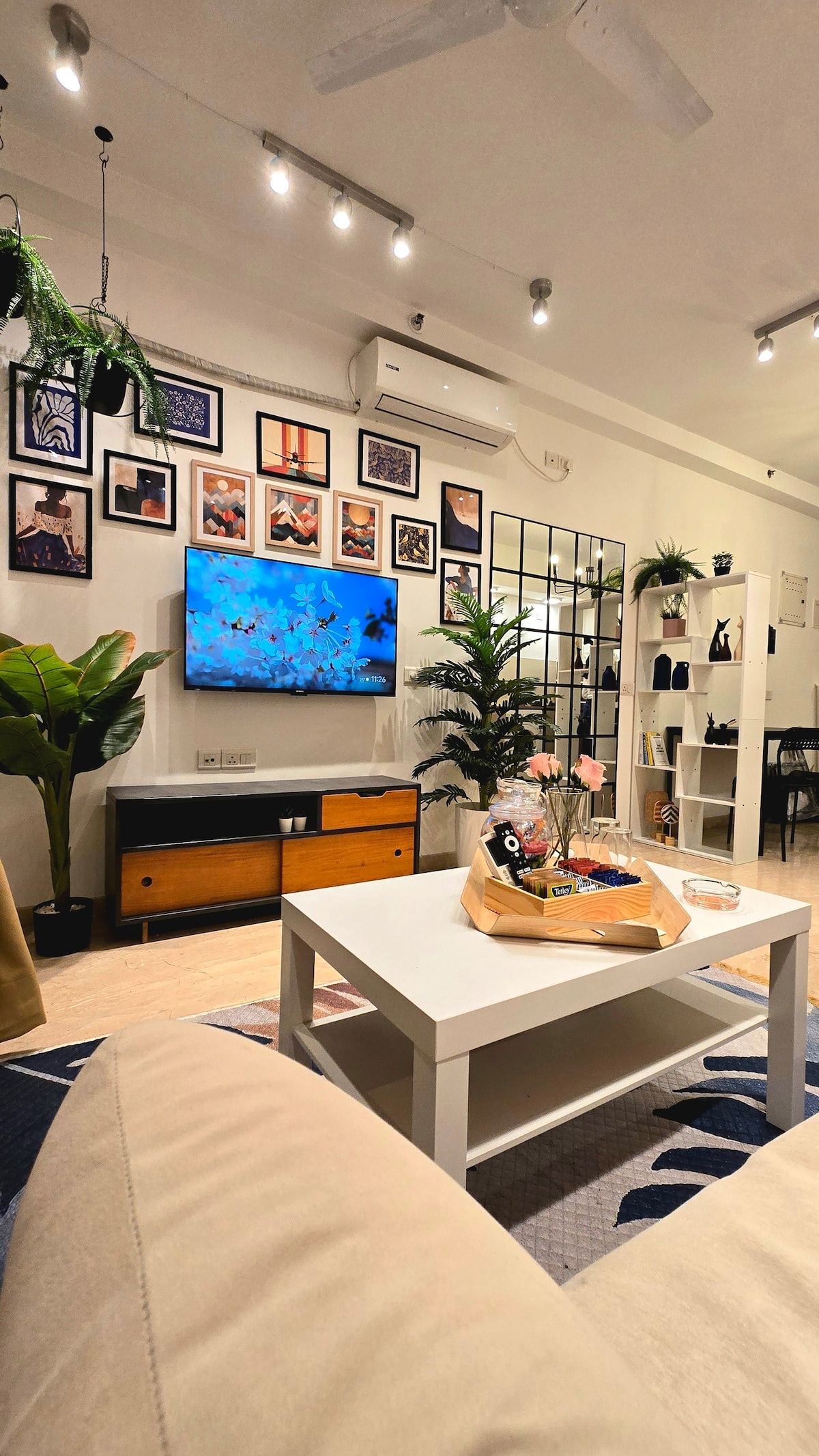 Empire Stays Coastline Studio Hiranandani Estate - Tap to explore photos