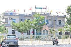 Hotel Krishnam Resort