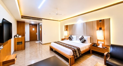Hotel Platinum Inn Room Type - Deluxe Room Hotel Platinum Inn Room Type - Deluxe Room