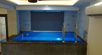 The Aura Luxury Hotel Shahdara Railway Station Room Type - Suite Room With Private Pool