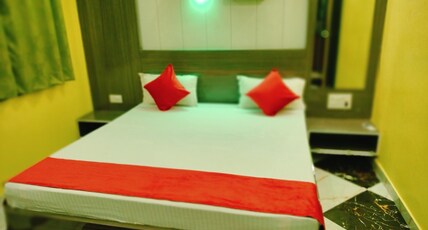 Hotel Rinkesh Grand Room Type - Deluxe Room