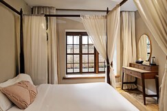 Meraki Maison | Rooms in a Villa