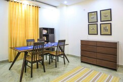 Apt with a view@Hauz Khas Village