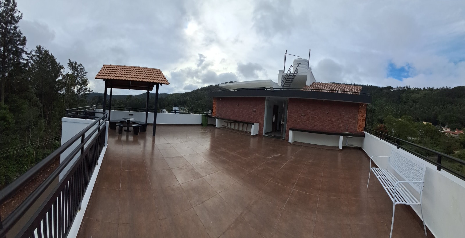 Forest Abode - Tap to explore photos