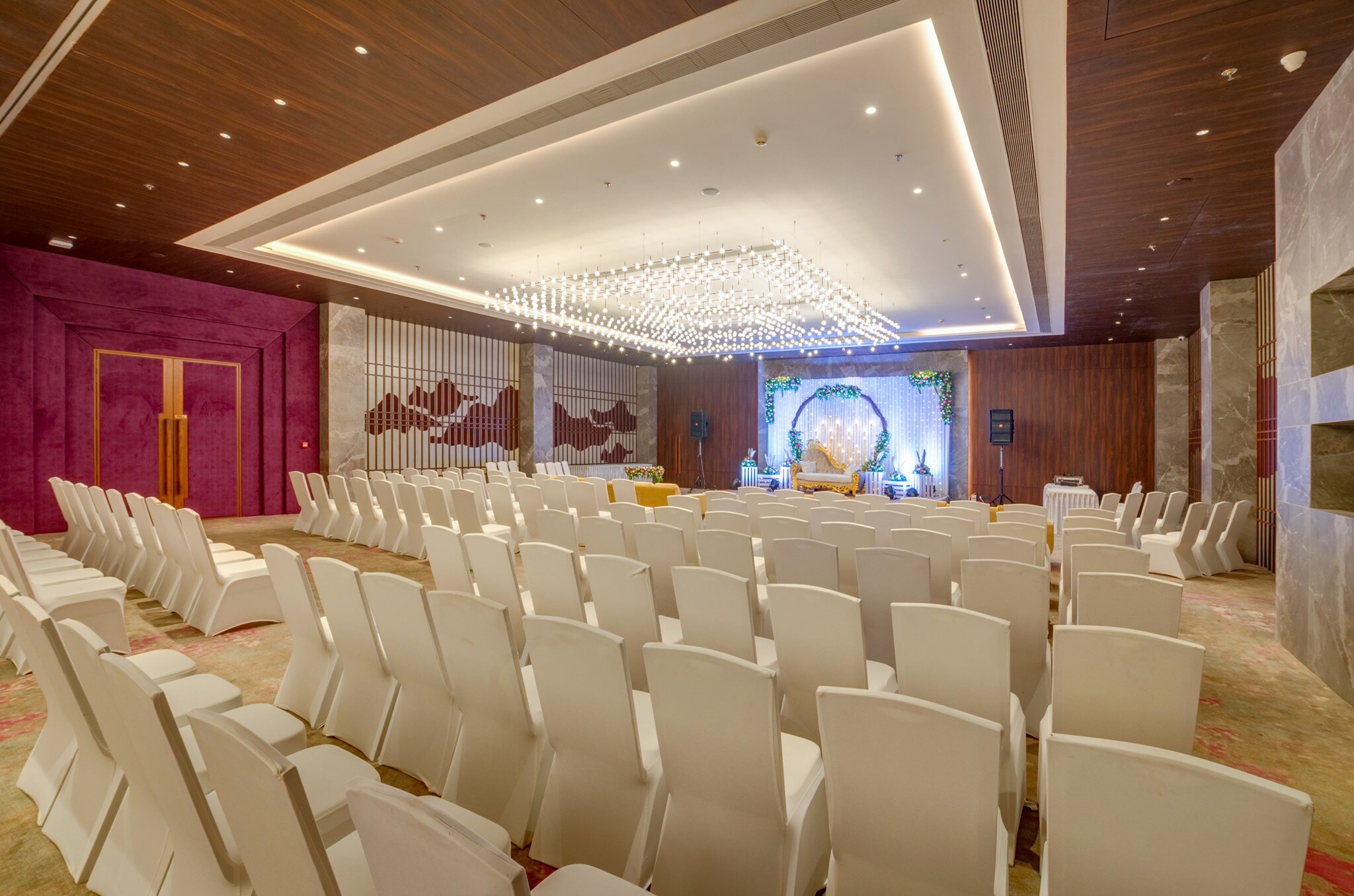 0000 - Tap to explore photos