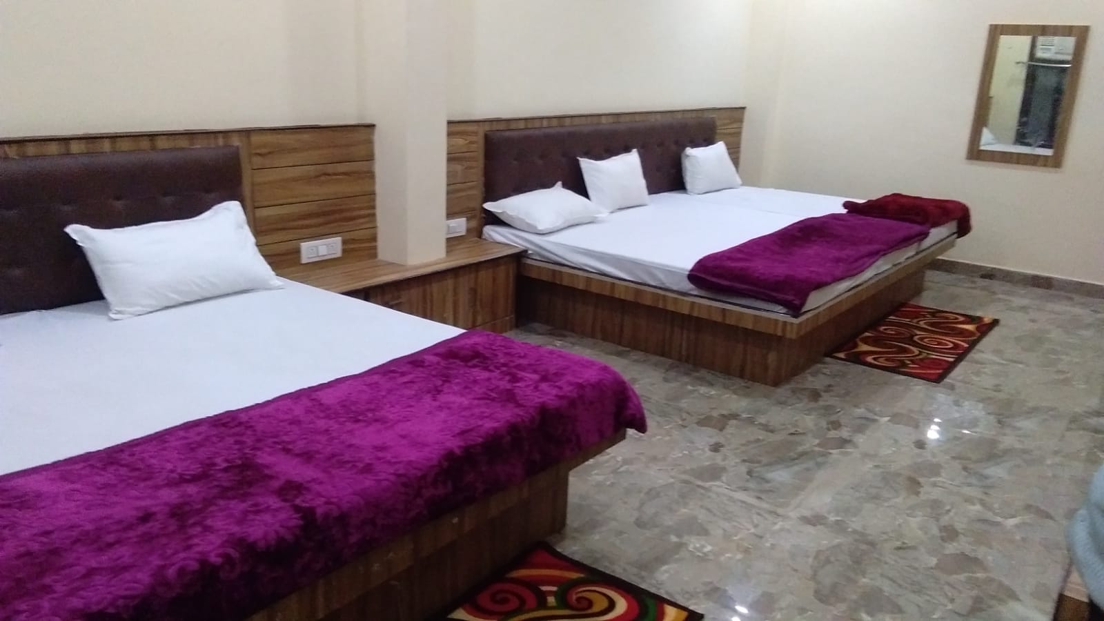 HOTEL YAMUNA VILAS - Tap to explore photos