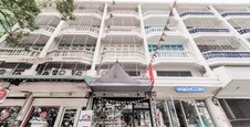 Bossa House Hostel & Cafe