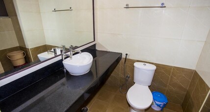 Hotel Sapphire Grand Room Type - Deluxe