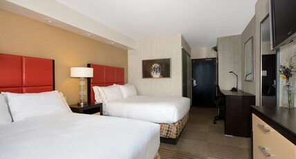 Holiday Inn Express Denver Downtown Room Type - 2 Double Bed Standard