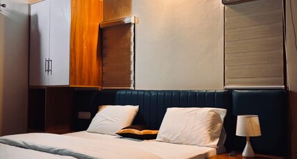 Riparian Inn Resort Room Type - King room with Balcony