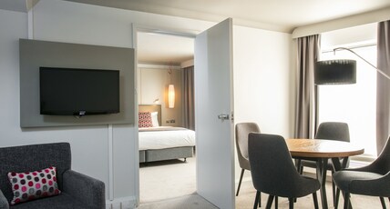 Crowne Plaza Harrogate Room Type - 1 Bedroom Suite Lounge Access Crowne Plaza Harrogate Room Type - 1 Bedroom Suite Lounge Access