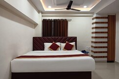HOTEL SAVITHA'S INN