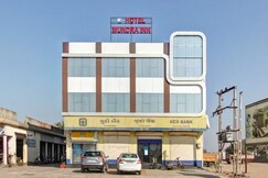 HOTEL MUNDRA INN