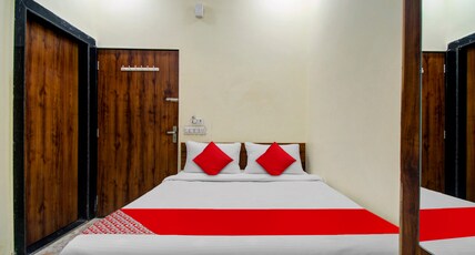 Hotel O Moon Mahal Room Type - Classic