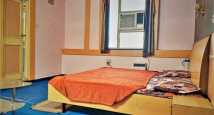 Hotel Satyam Shivam Room Type - Deluxe AC Room