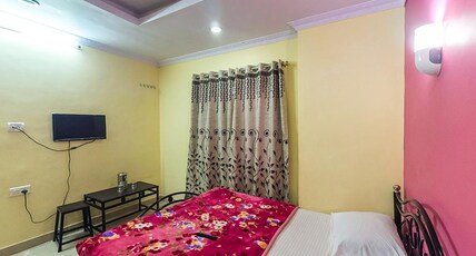 Hirai Palace Room Type - Standard NON AC Room