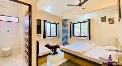 HOTEL GURUKRIPA INN Room Type - Deluxe room