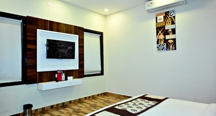 Shreenath Resort Room Type - Super Deluxe Room
