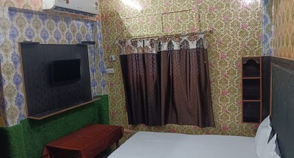 Maa Vaishno Guest House Room Type - FRIENDS @5