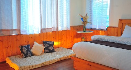 Nature's Retreat Manali Room Type - Superior cottage with Terrace 