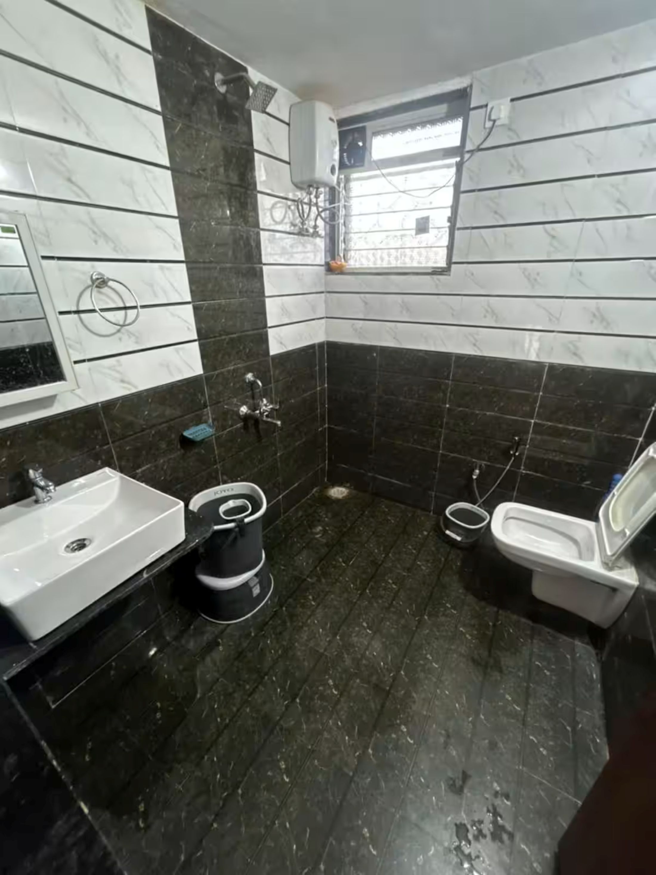Peaceful 3BHK Villa in Dapoli - Tap to explore photos