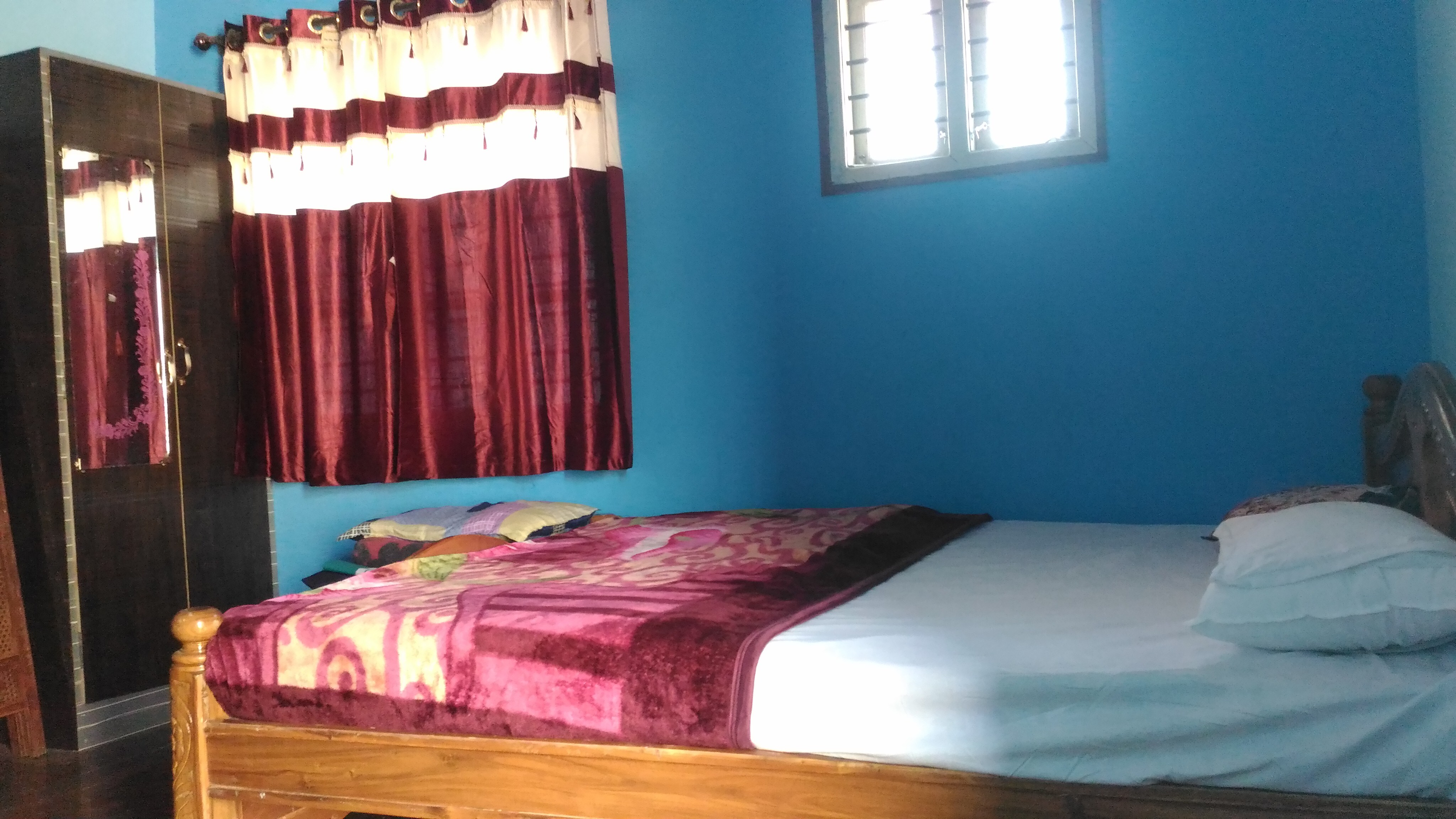 Sri Tirumala Homestay - Tap to explore photos