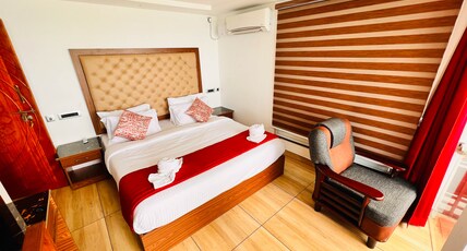 S cliff Black Beach Resort Room Type - Deluxe Room