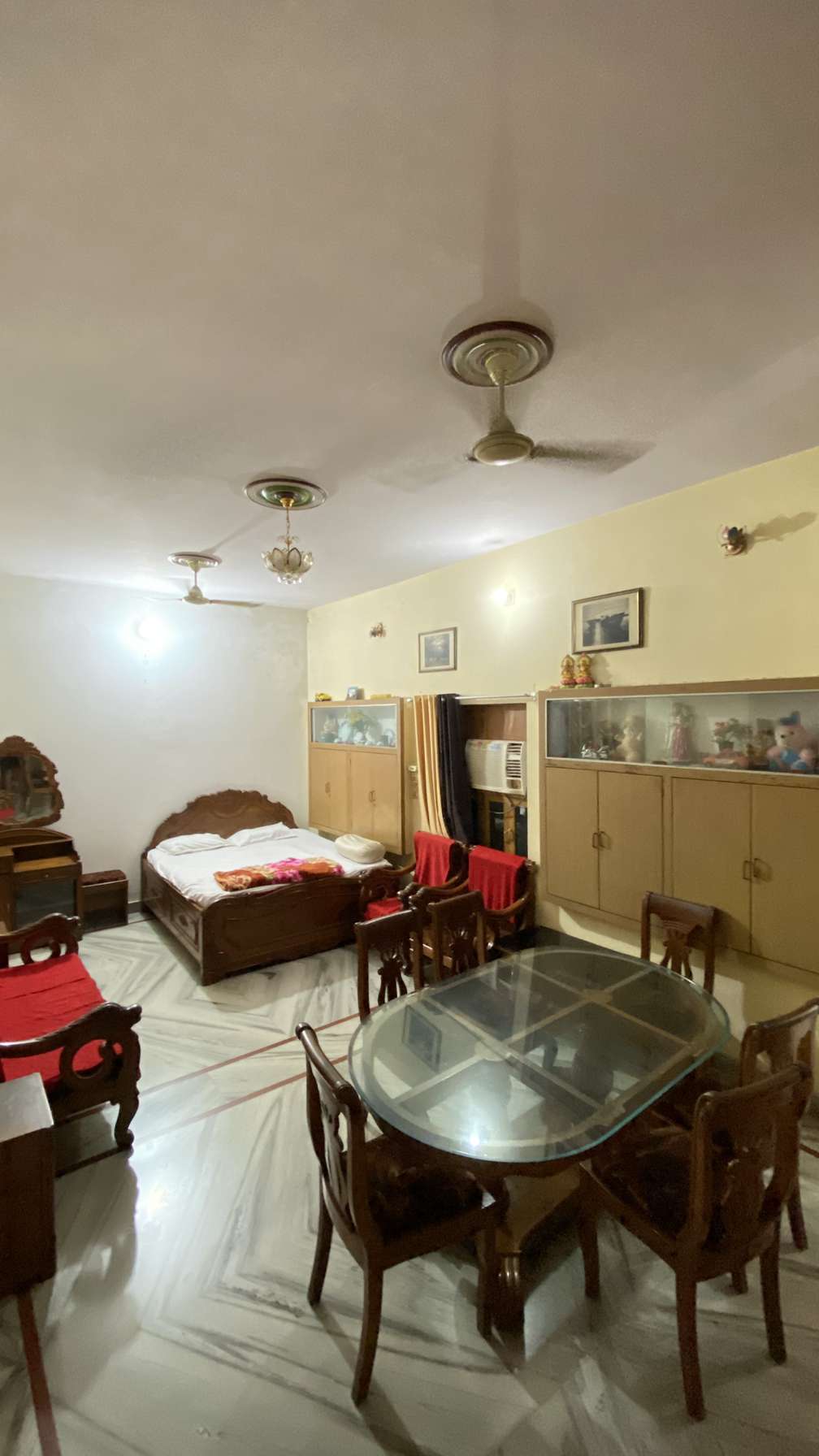 KUSUM PALACE HOMESTAY - Tap to explore photos