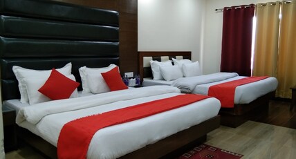 Hotel Phoenix Room Type - King Room With Double Bed