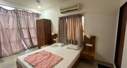Hotel Swaraj Room Type - Deluxe Room