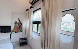 Private Room