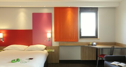 ibis Styles Romans Valence Gare Tgv Room Type - Standard Room with twin beds