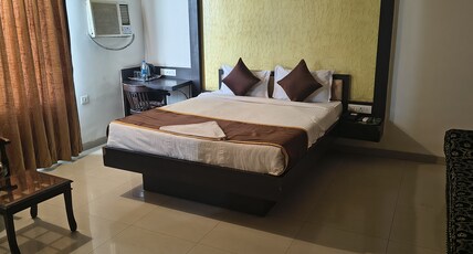 Hotel Mantri Residency Room Type - Premium Room