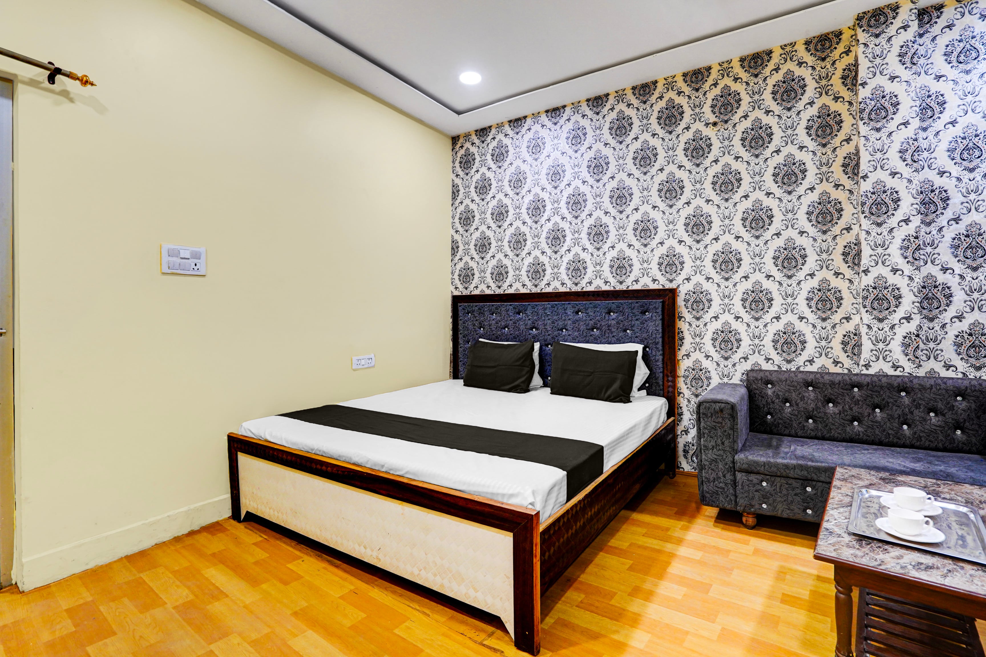 Hotel O Kings Royale Residency - Tap to explore photos