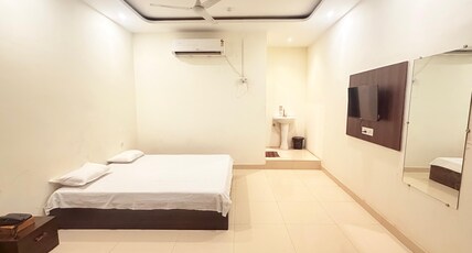 HOTEL ADITYA & BANQUETS Room Type - Deluxe