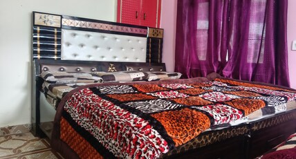 Global home stay Room Type - Deluxe Quad Bed Room