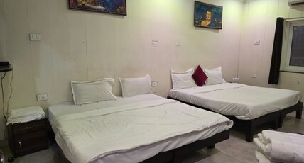 LG Inn Room Type - Four