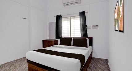 SPOT ON Raghav Lodging Room Type - Classic