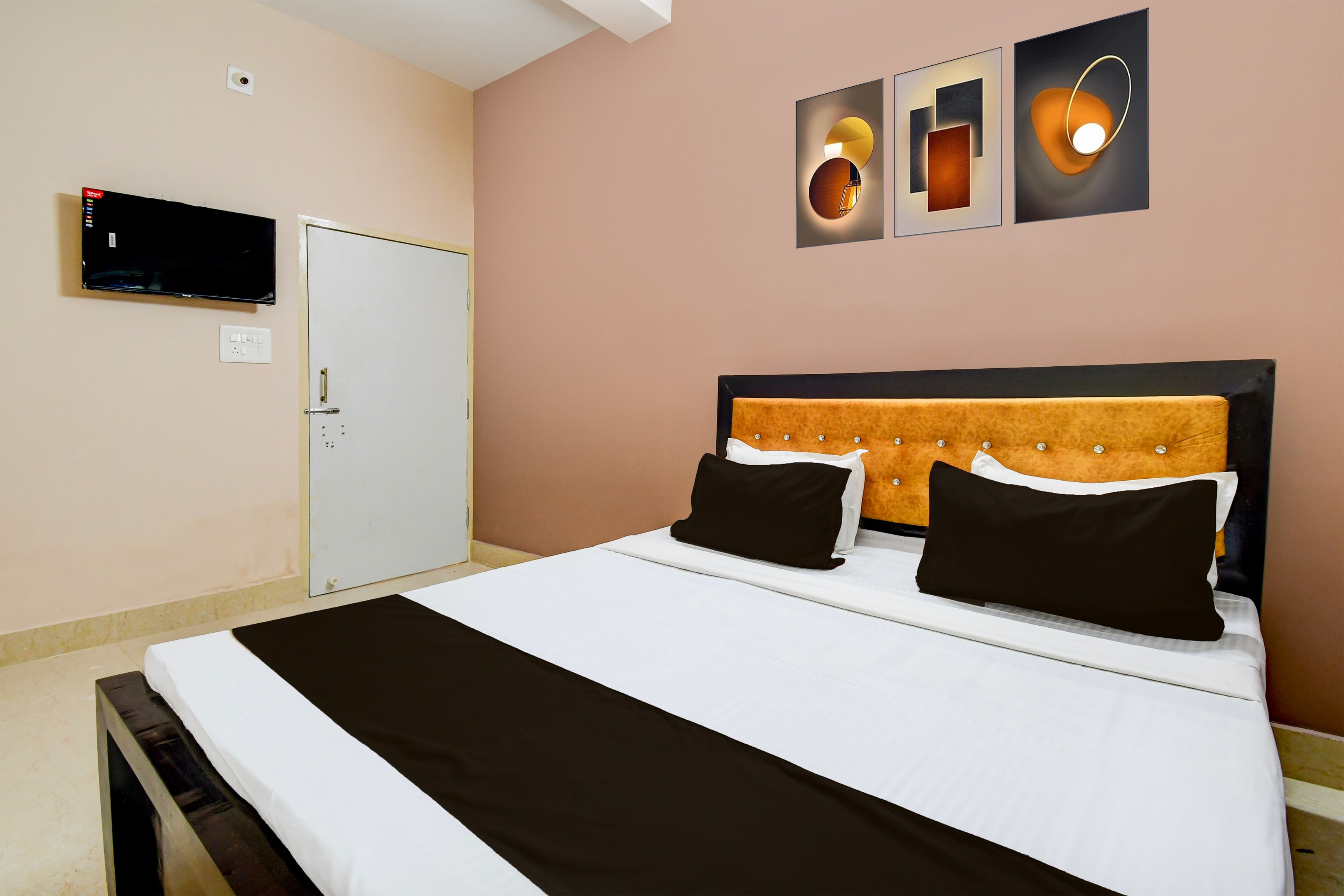 Hotel O SWAIN RESIDENCY - Tap to explore photos