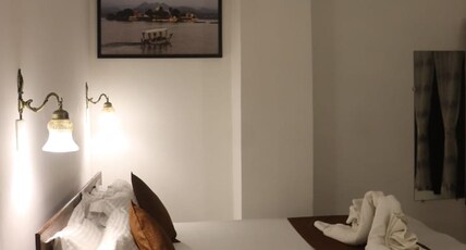 Hotel Shiv Palace Udaipur Room Type - Family Room