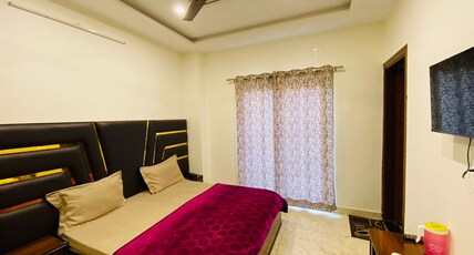The Aarya Stay @ DIT University Room Type - Deluxe Room Non A/C