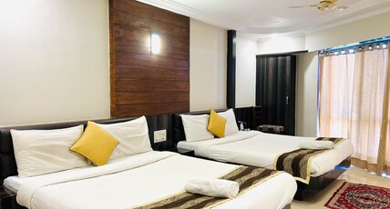 Hotel Sai Yash Room Type - Family AC Room