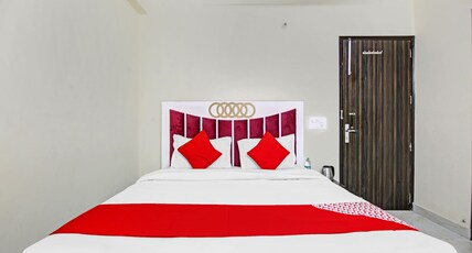 Hotel O SKY Residency Room Type - Classic