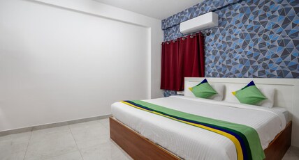 Royal Platinum suites | HSR layout Room Type - Deluxe Room