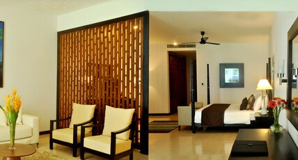 The Blue Water - Geoffrey Bawa Heritage Resort Hotel Room Type - Club Suite Room