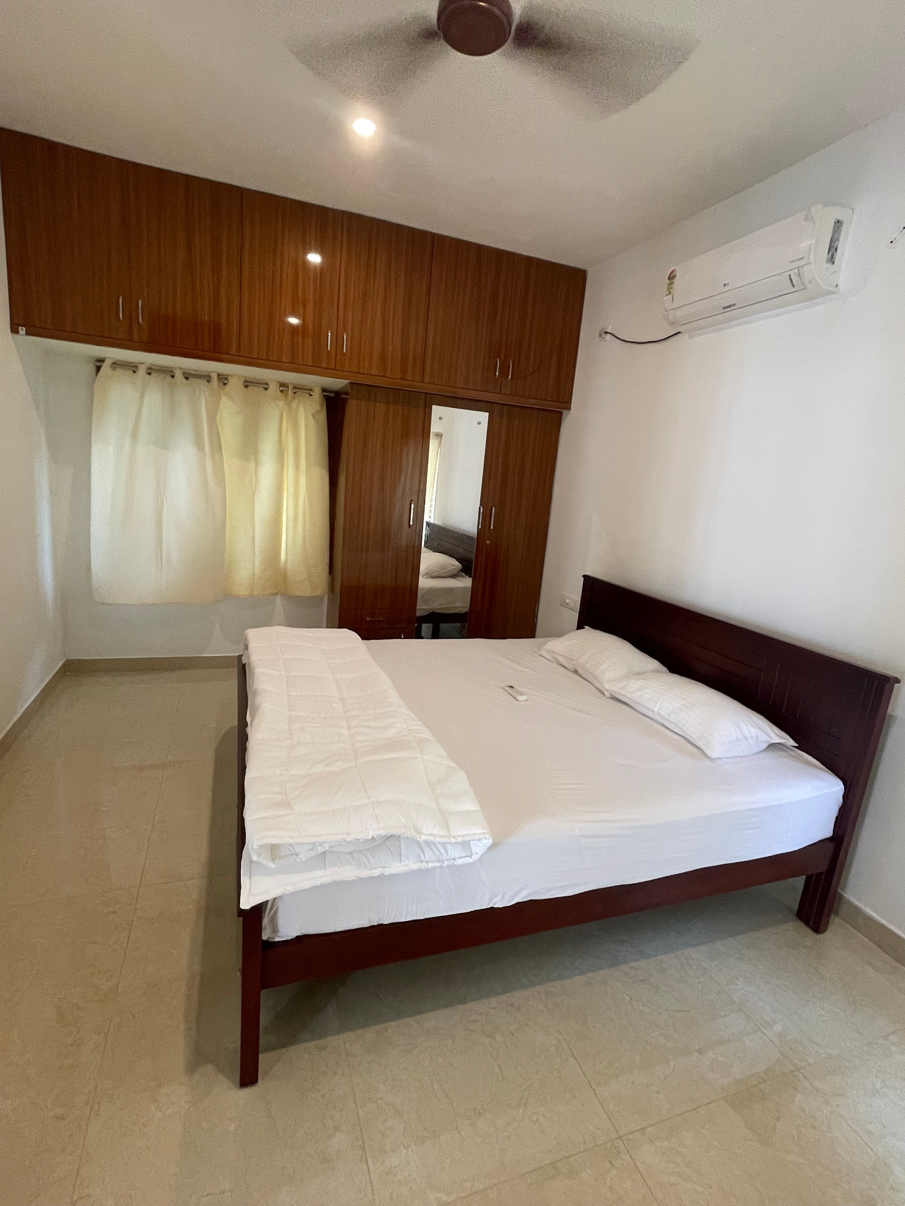 Santhosh Villa - Tap to explore photos