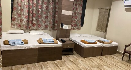 HOTEL NEEM TREE - HYDERABAD AIRPORT Room Type - Family Ac Room