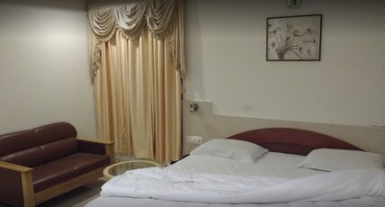 Hotel Natraj Room Type - Executive Suite
