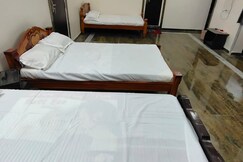 G Grand Palace kodaikanal