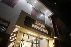 HOTEL MOHIRAJ BY BASOTEL RAJGIR